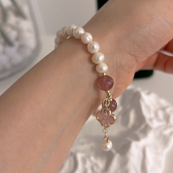 Pearl Bracelet - Picture 3 of 3